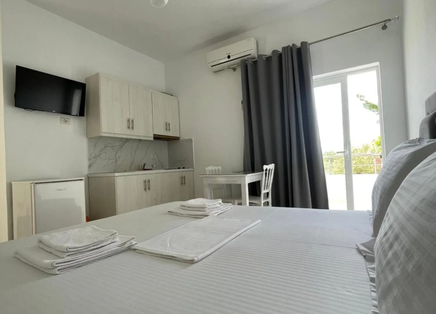 Joni Apartments Ksamil 2*,  Albánia